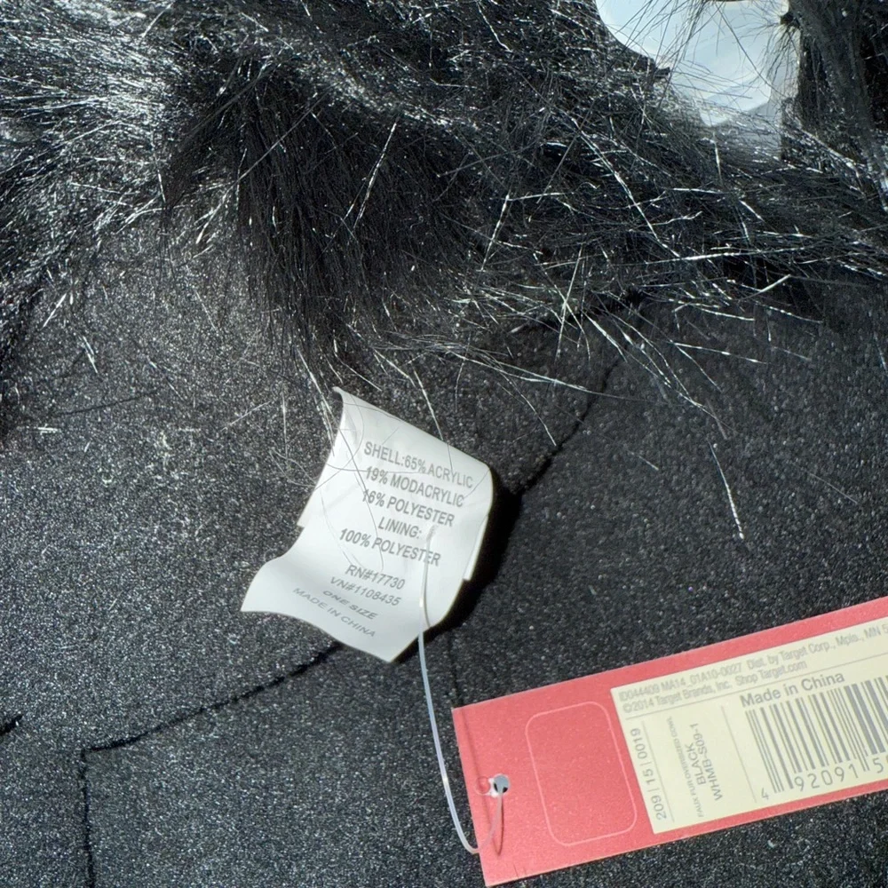 NWT! Infinity Elegant Long Fur Scarf Black Luxe Fluffy Faux Fur Wrap